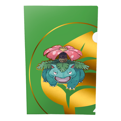A green and gold Pokemon Venusaur tournament folio. Brand: Pokemon, Item: Venusaur Tournament Folio.